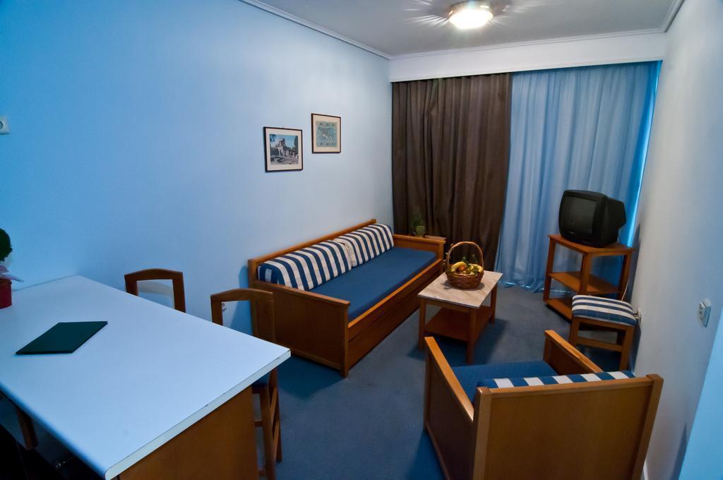 Oasis Hotel Apartments Atenas Exterior foto