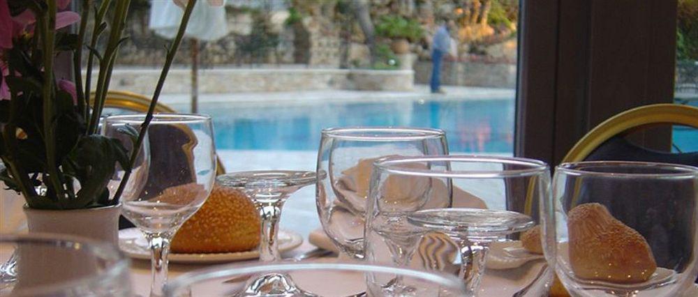 Oasis Hotel Apartments Atenas Exterior foto